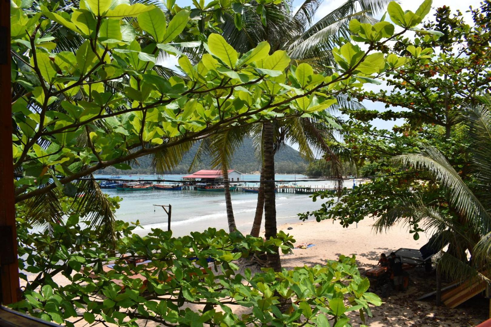 Beach House Cambodia Ронгсанлем Экстерьер фото